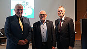 Manfred Wirsch (DVR-Präsident), Winfried Hermann (Verkehrsminister von Baden-Württemberg), Stefan Grieger (Hauptgeschäftsführer beim Deutschen Verkehrssicherheitsrat) v.l.n.r.