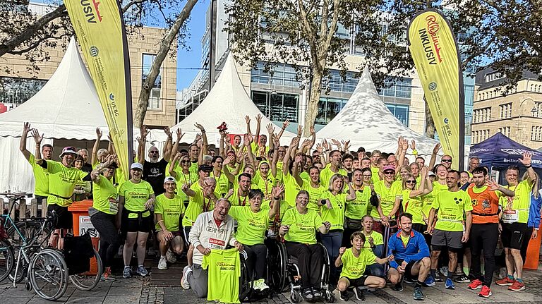 Staffellauf Rhein Inklusiv 2026: Gruppenbild vom Team der BGHW